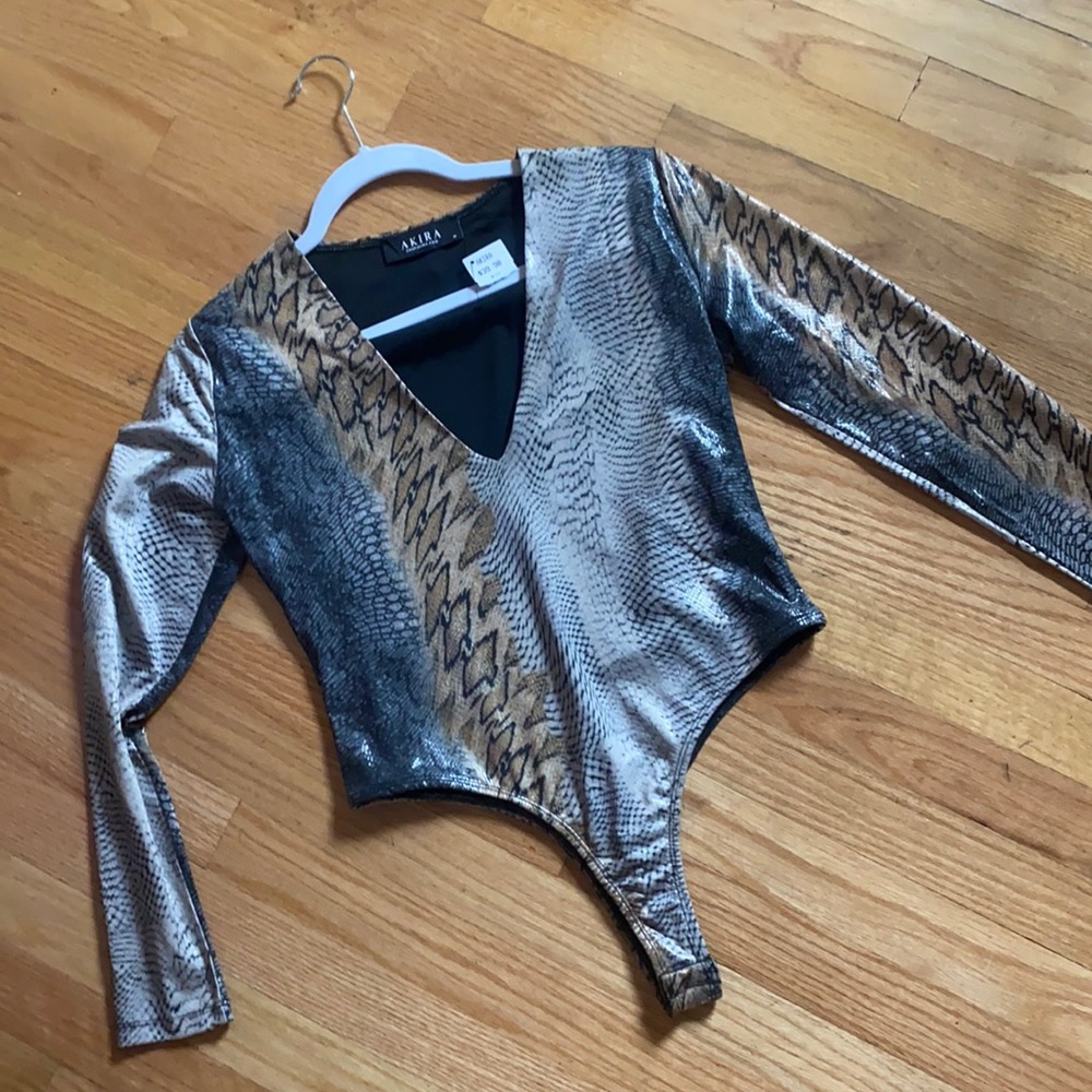 Akira snakebody suit nwt